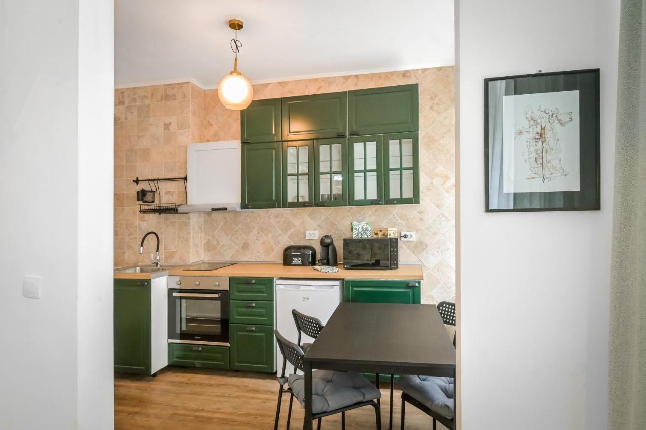 Apartament Floral Retreat In Center By Flat Mаnager *